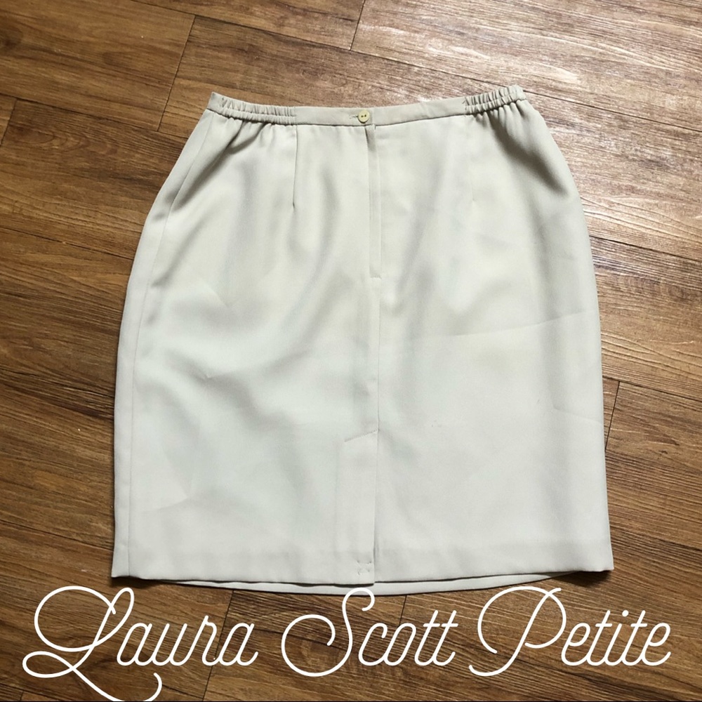 Laura Scott Petite Stretchy Waist Size 12P